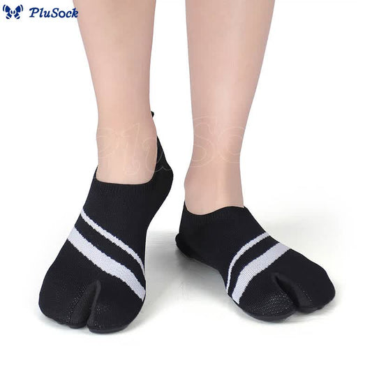 Plus Size Split Toe Stripe Slipper Socks - image 0