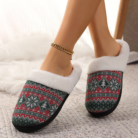 Plusock Plus Size Green Snowflake Slippers