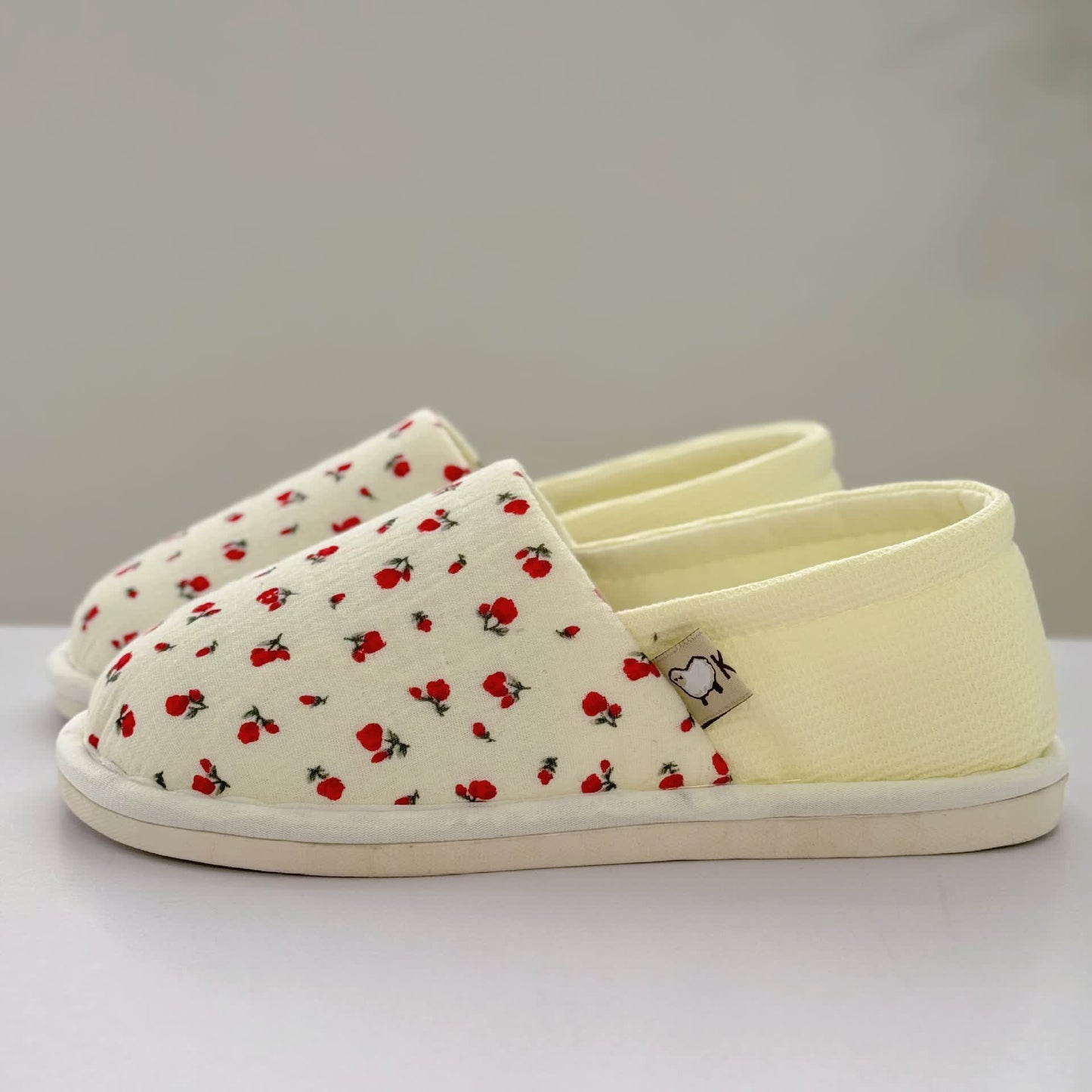 Floral Non-Slip Canvas Home Slippers