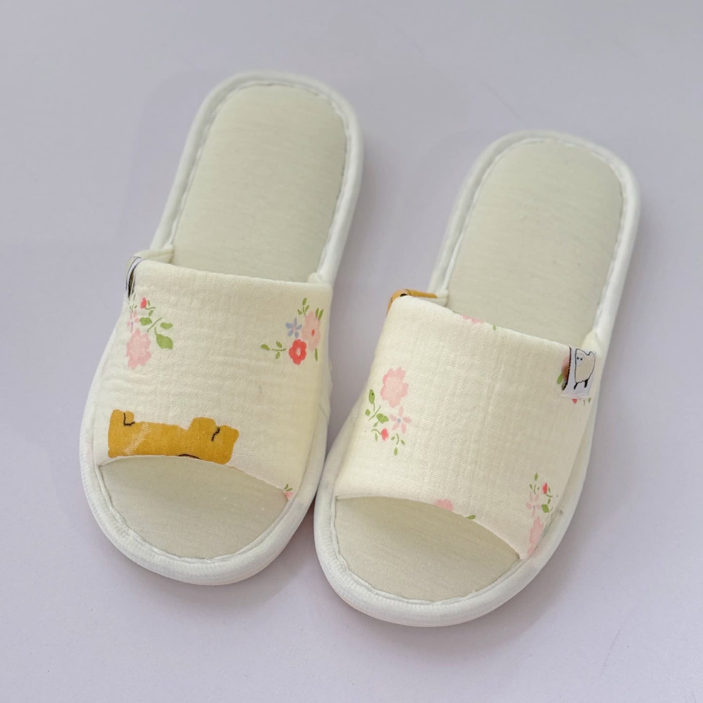 Elegant Floral Canvas Open-Toe Home Slippers
