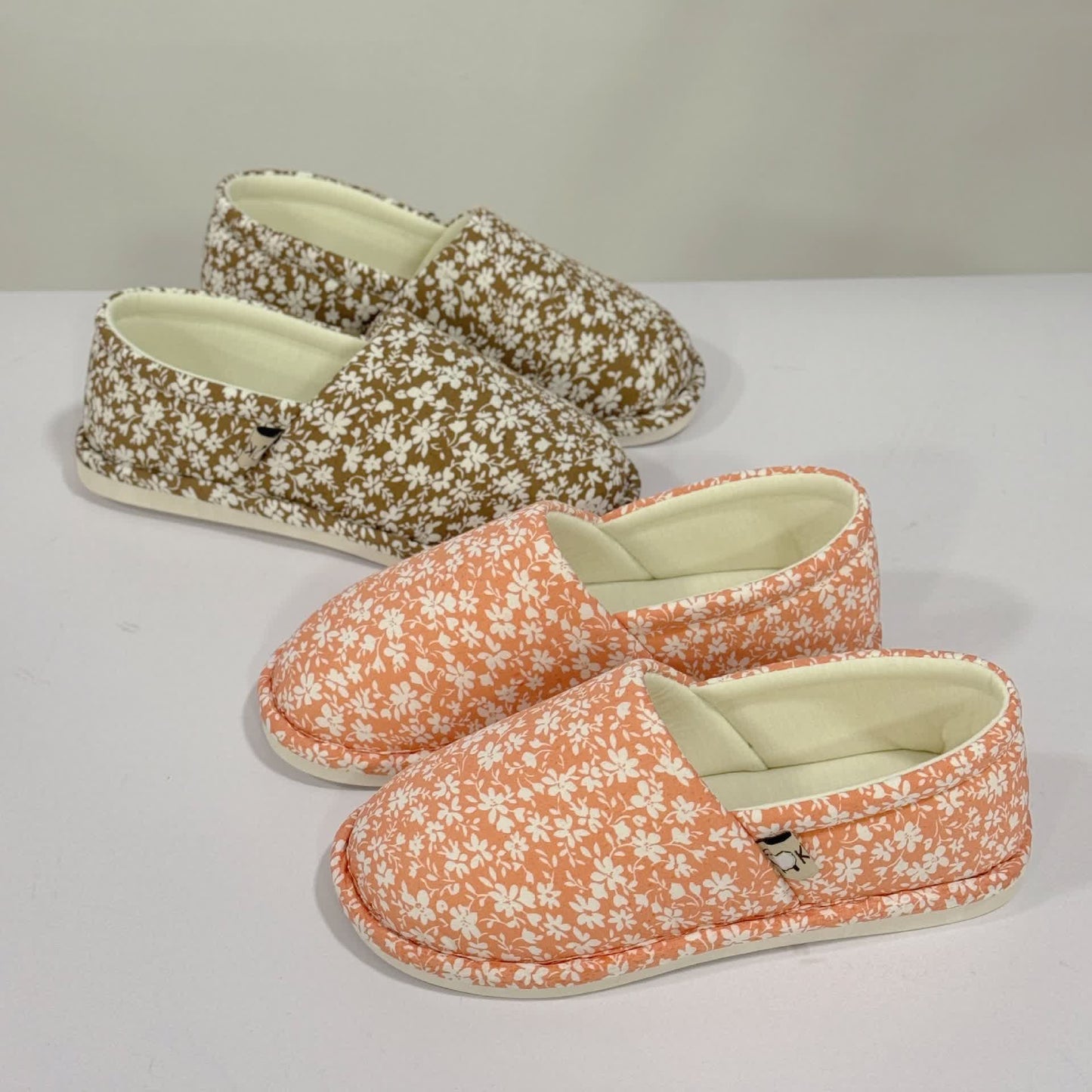 Rustic Floral Non-Slip Canvas Home Slippers