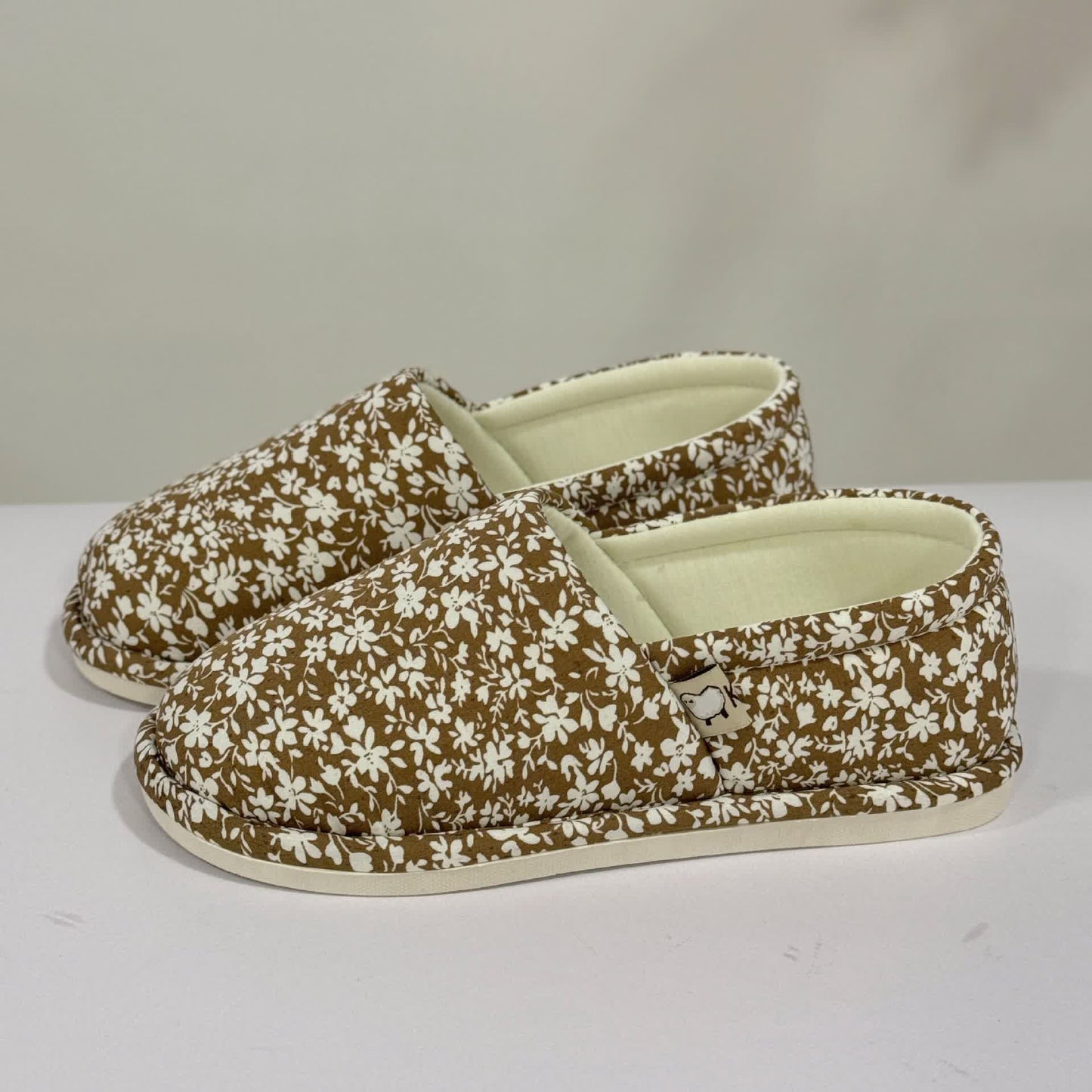 Rustic Floral Non-Slip Canvas Home Slippers