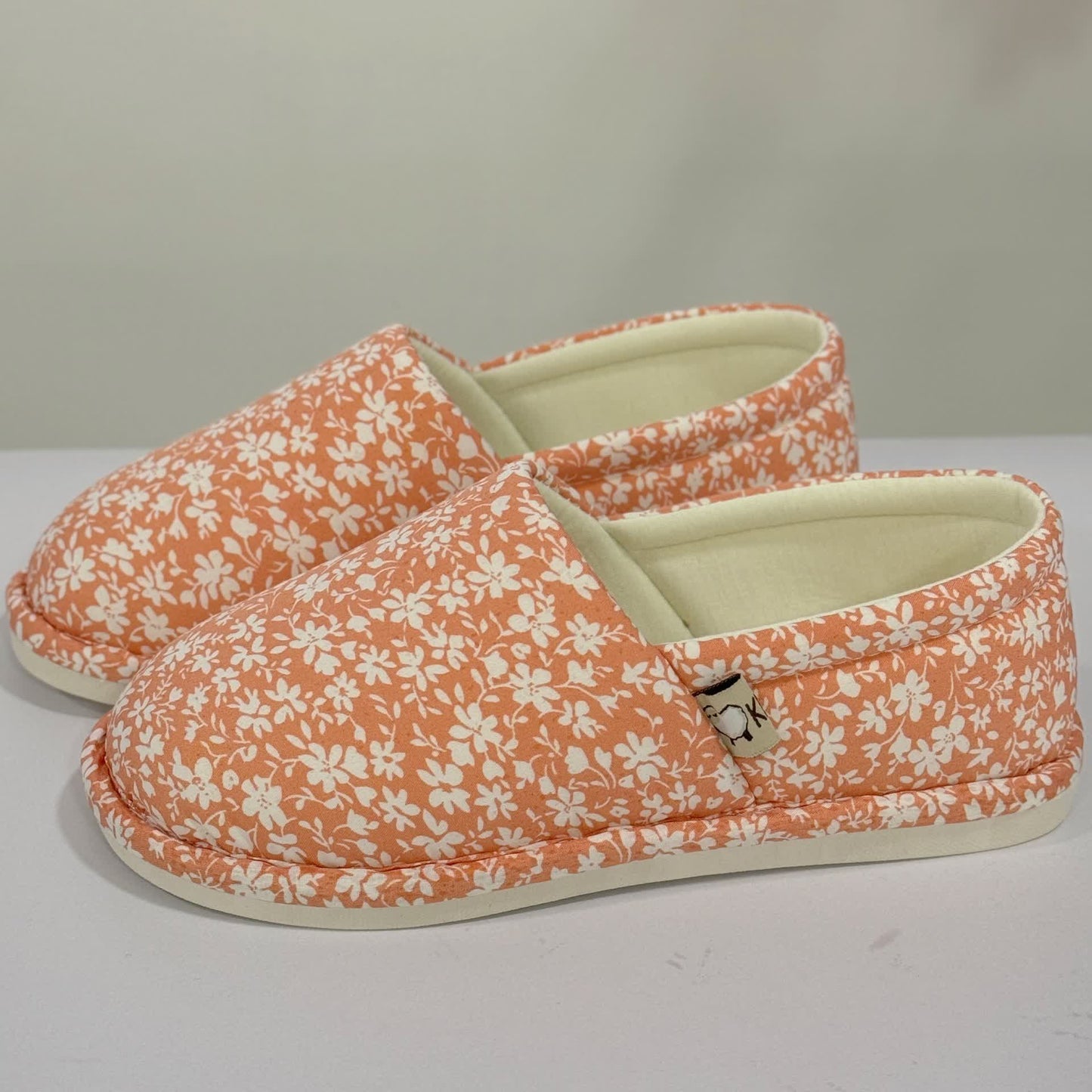 Rustic Floral Non-Slip Canvas Home Slippers