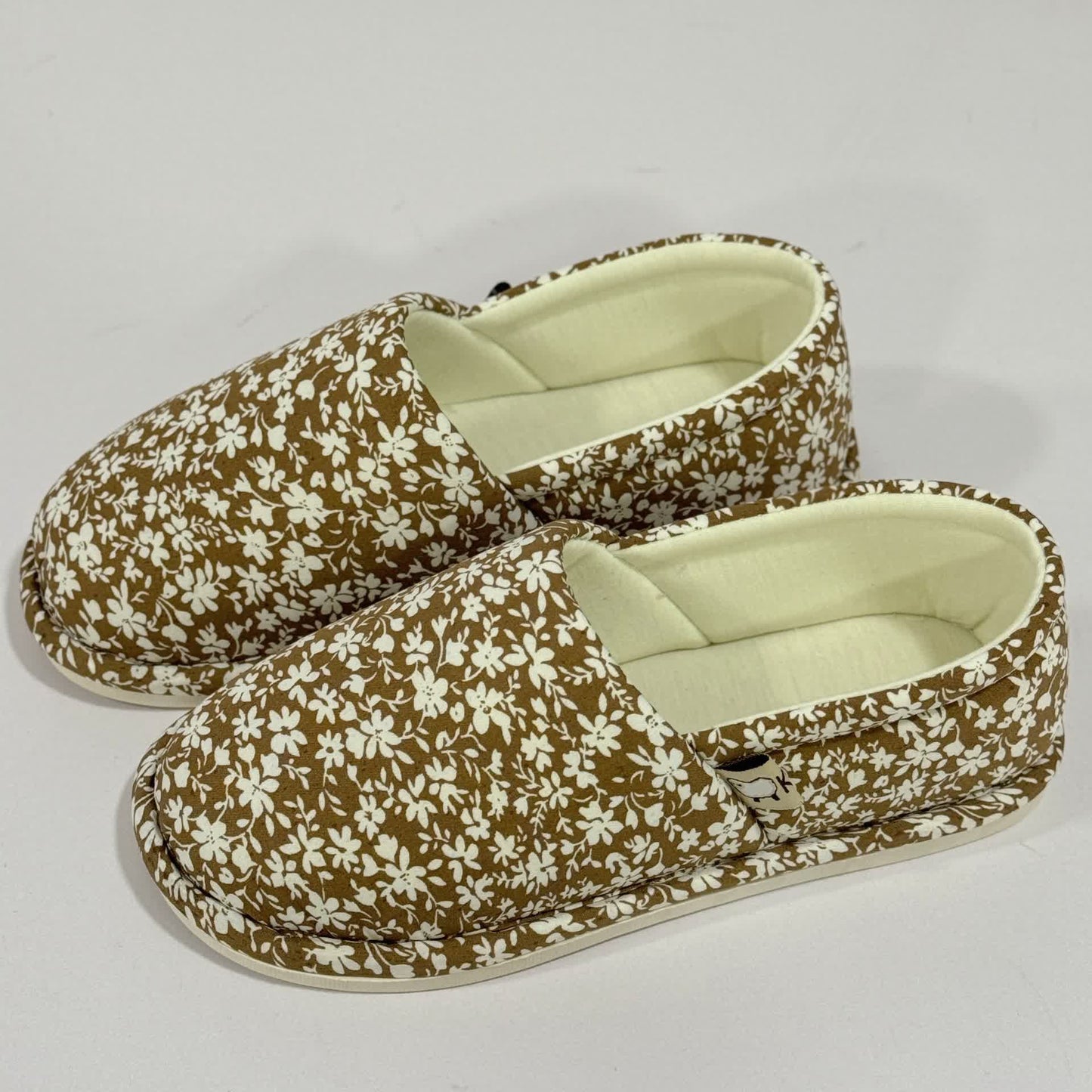 Rustic Floral Non-Slip Canvas Home Slippers