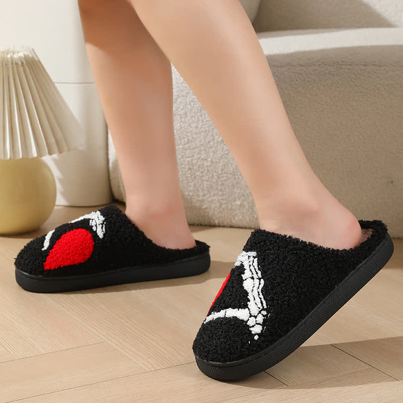 Plus Size Cartoon Skeleton Hand Heart Slippers