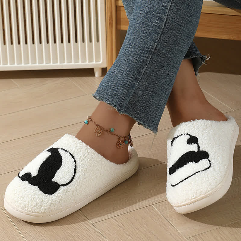 Plus Size Cartoon Panda Print Slippers
