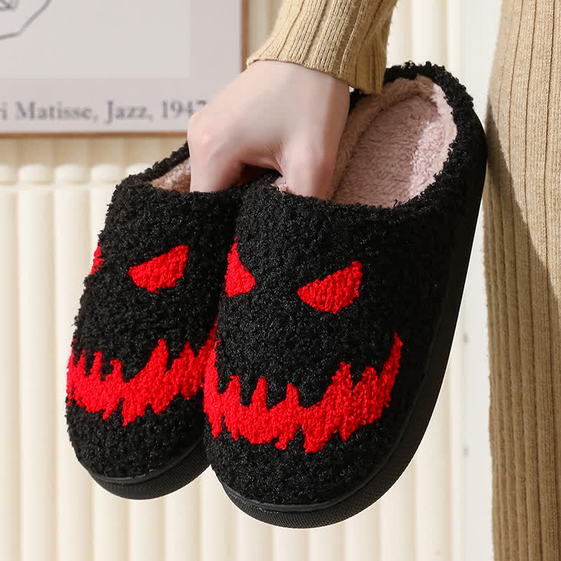 Plus Size Halloween Ghost Face Print Slippers