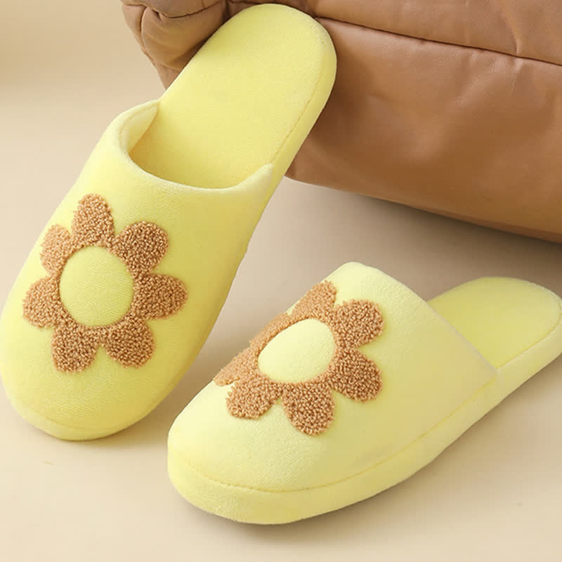 Plus Size Cute Floral Print Slippers