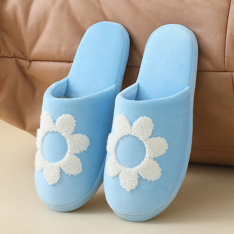 Plus Size Cute Floral Print Slippers