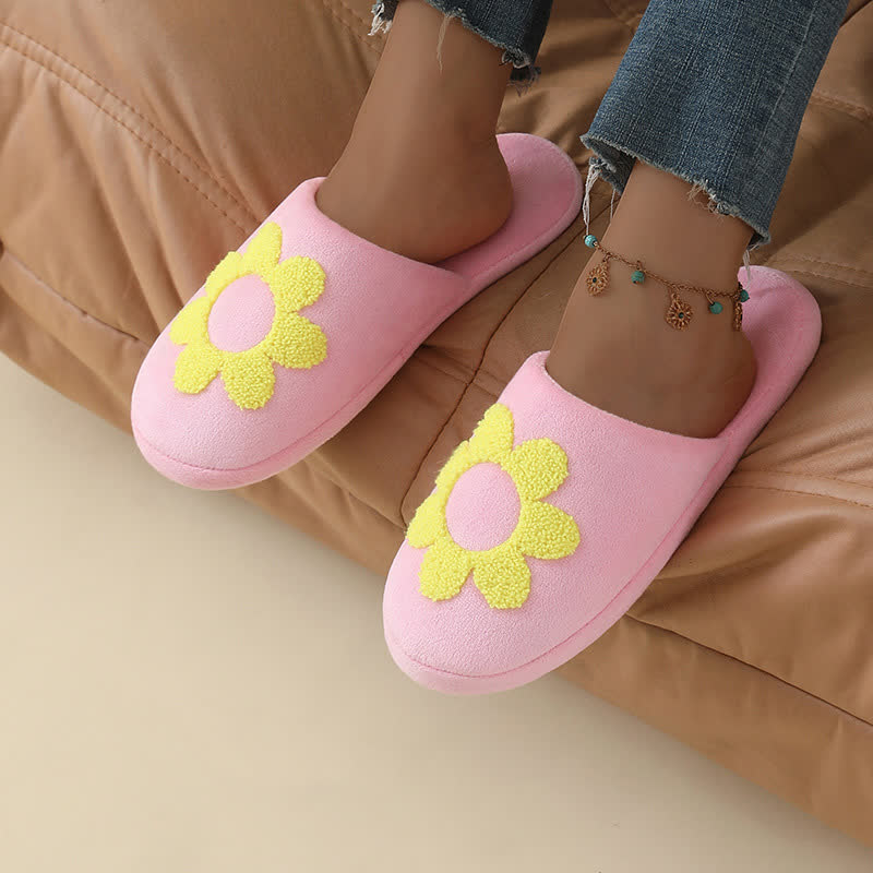 Plus Size Cute Floral Print Slippers