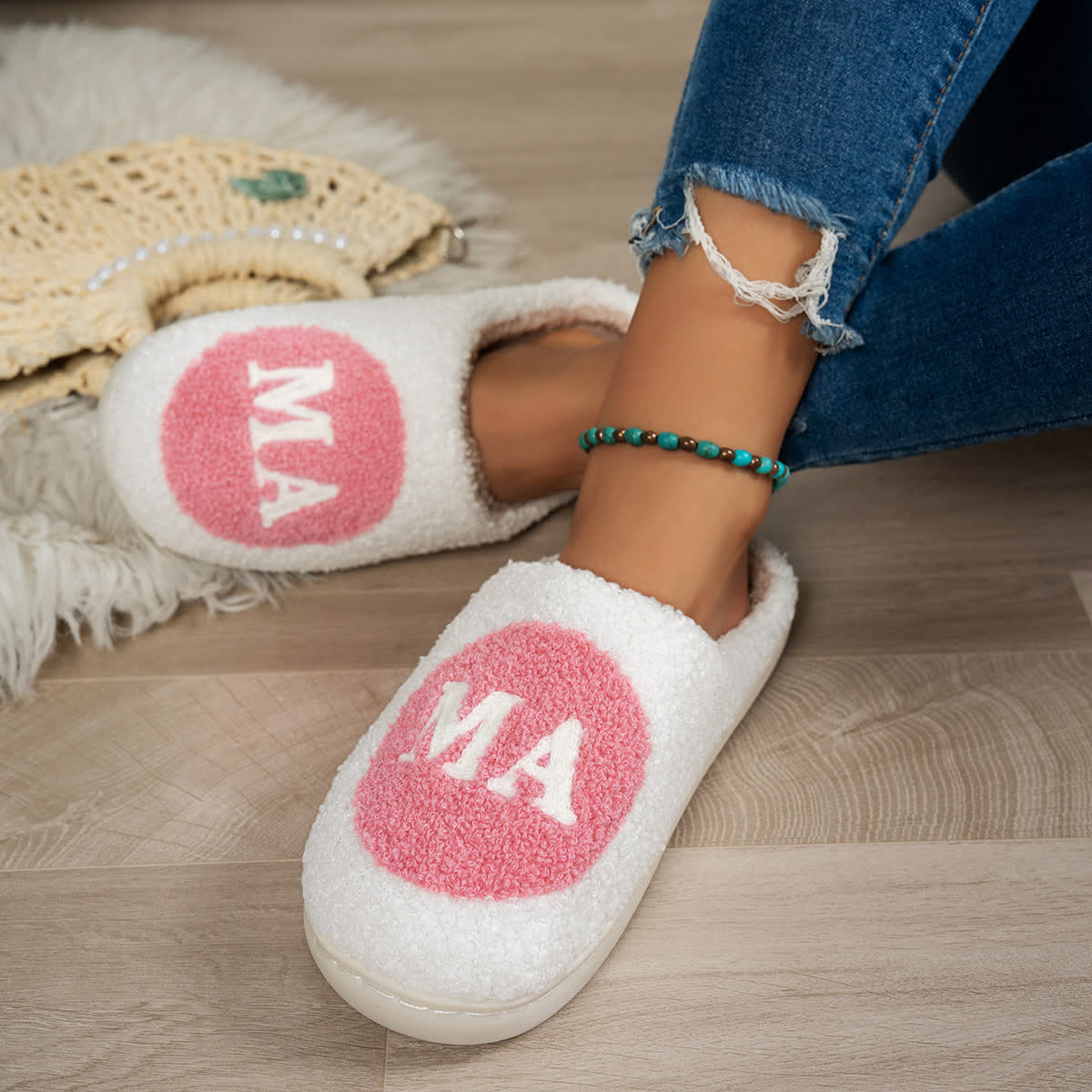 Plus Size MAMA Print Slippers - image 4