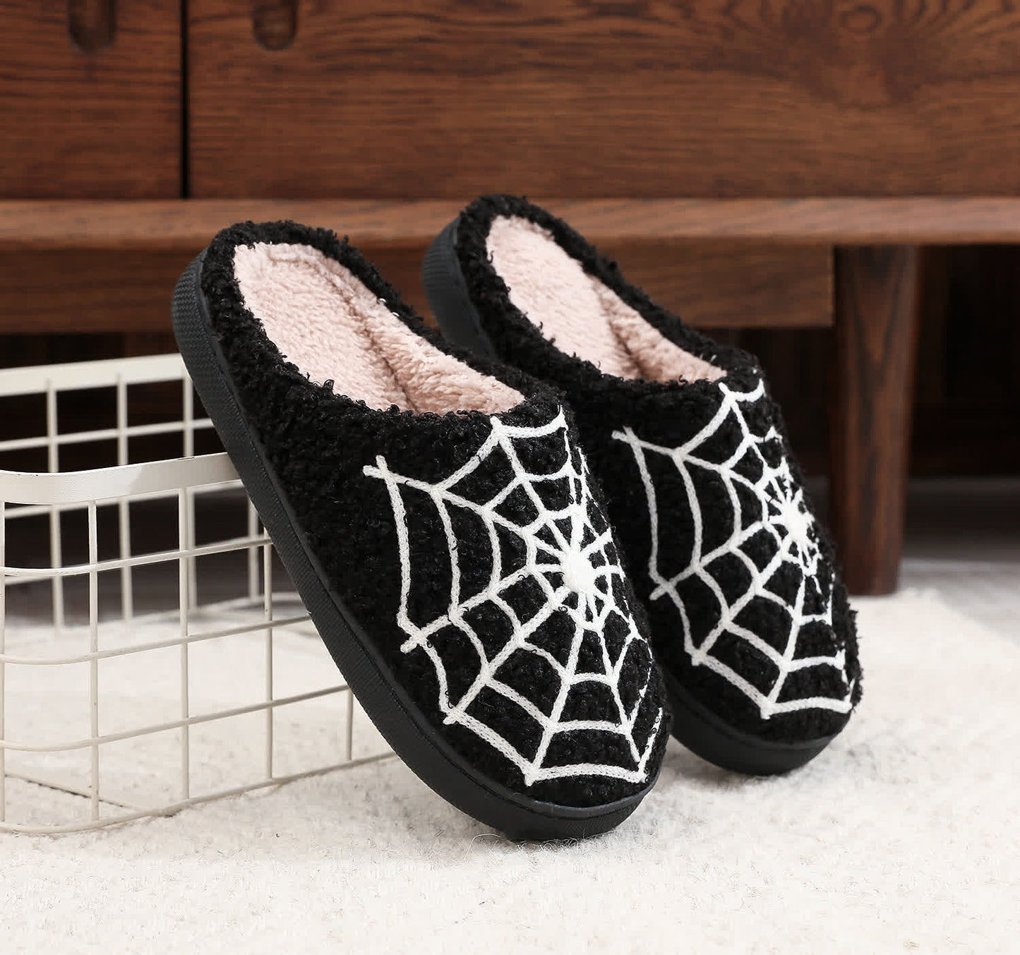 Plus Size Halloween Spider Web Print Slippers - image 8