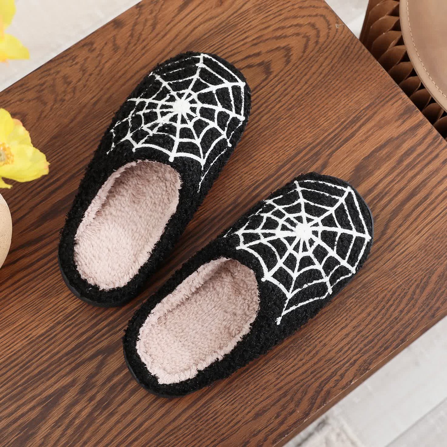 Plus Size Halloween Spider Web Print Slippers - image 7