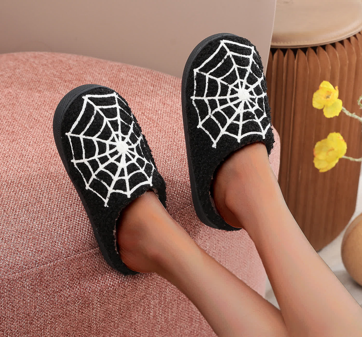 Plus Size Halloween Spider Web Print Slippers - image 3