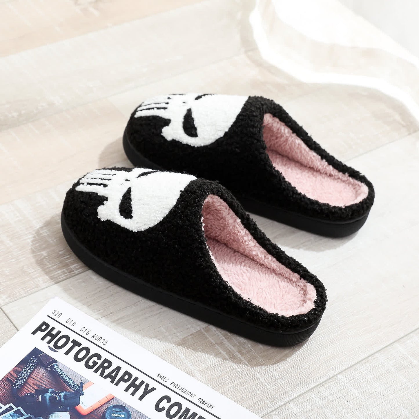 Plus Size Halloween Cartoon Skull Print Slippers - image 11