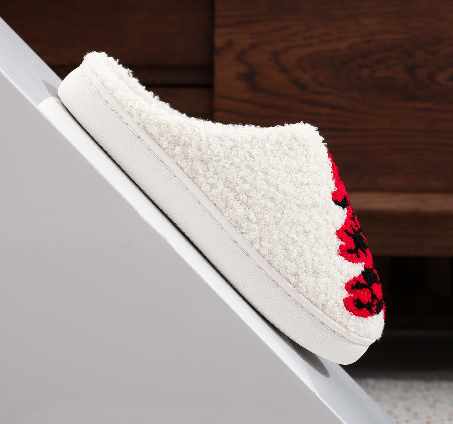 Plus Size Christmas Tree Print Slippers - image 9