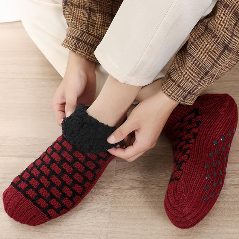 Plus Size Rectangular Grid Slipper Socks