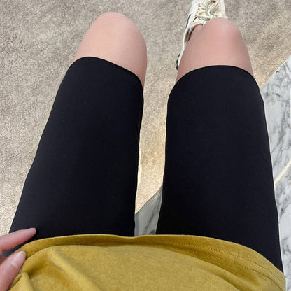 Plusock V-Shaped Waist Maternity Yoga Short - image 5