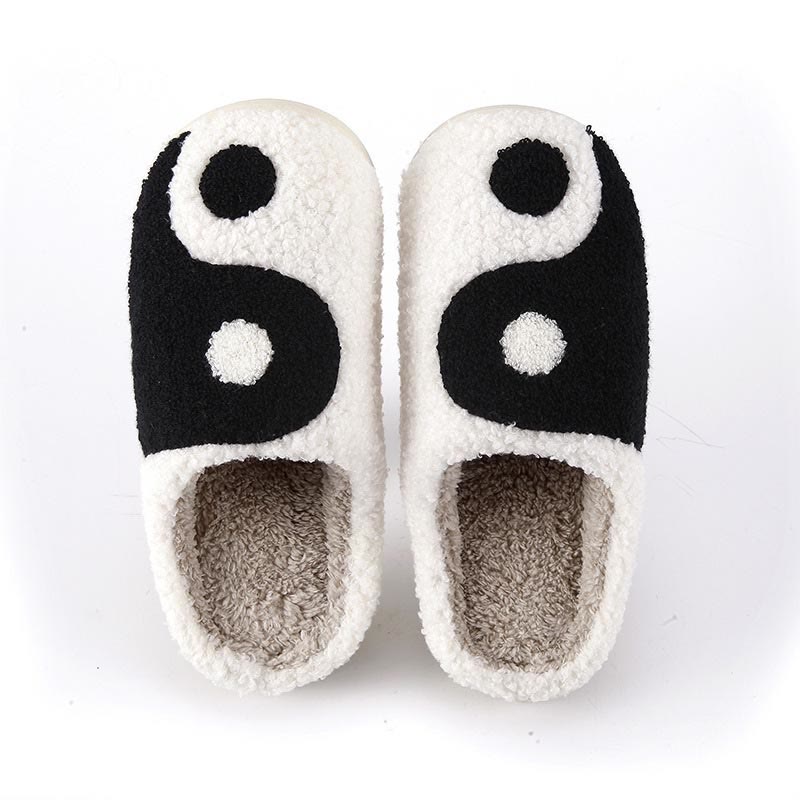 Plus Size Tai Chi Diagram Slippers