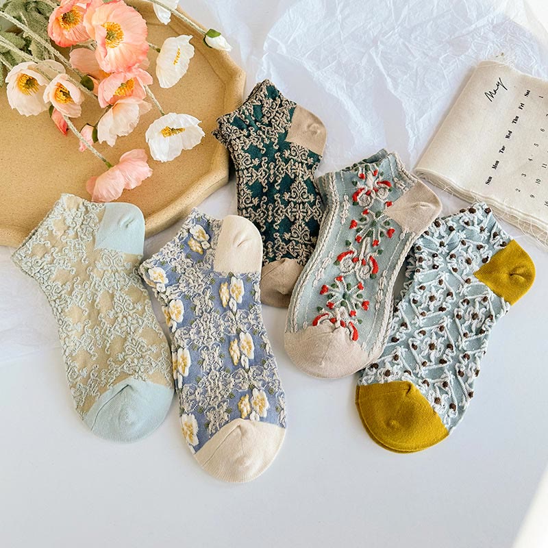 Retro 3D Relief Ankle Socks(5 Pairs)