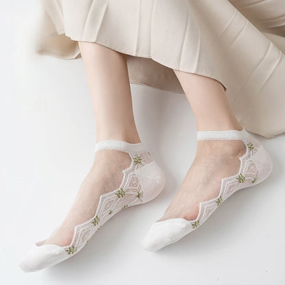 Petal Kissed Ankle Socks(10 Pairs)