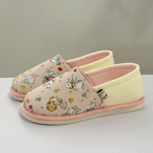 Rabbit Print Non-Slip Canvas Home Slippers