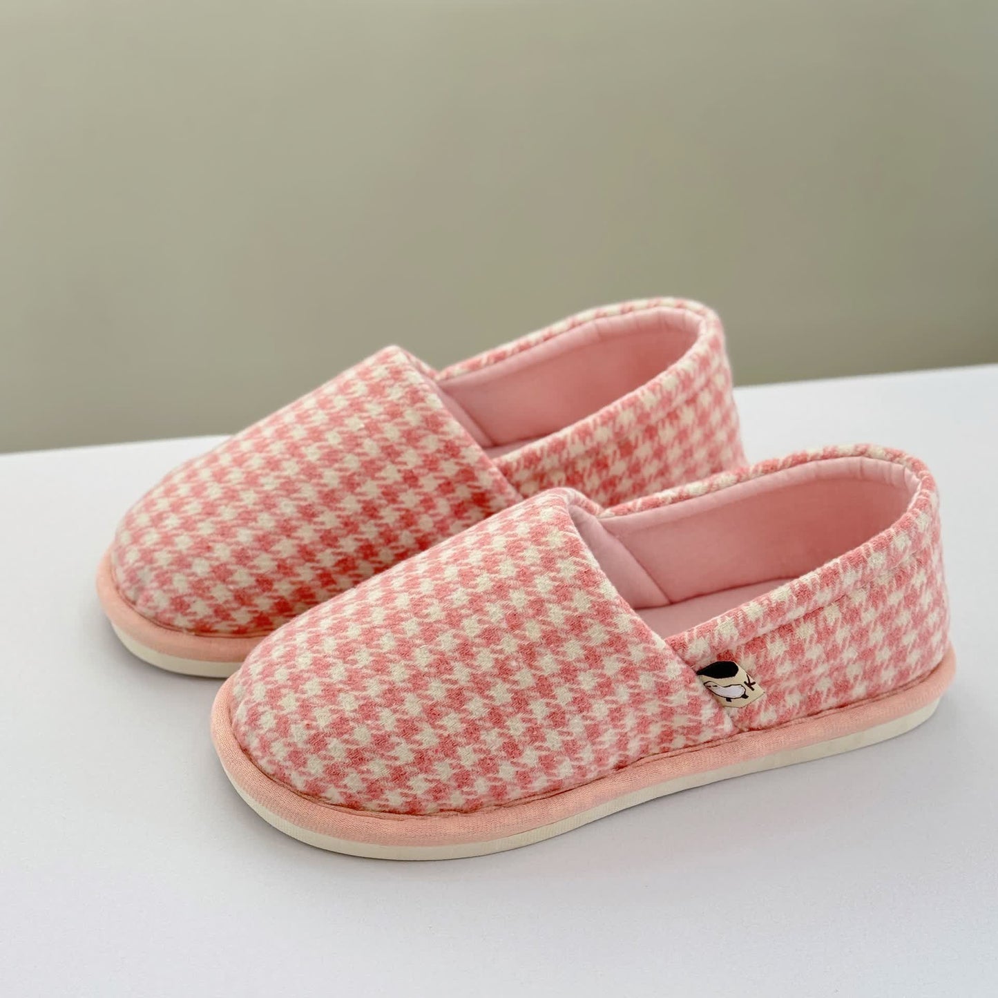 Plaid Non-Slip Lightweight Home Slippers