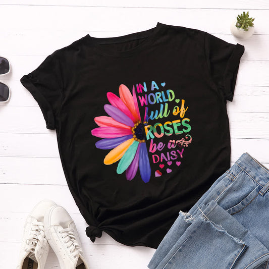 Plus Size Daisy Print Short Sleeve T-Shirt