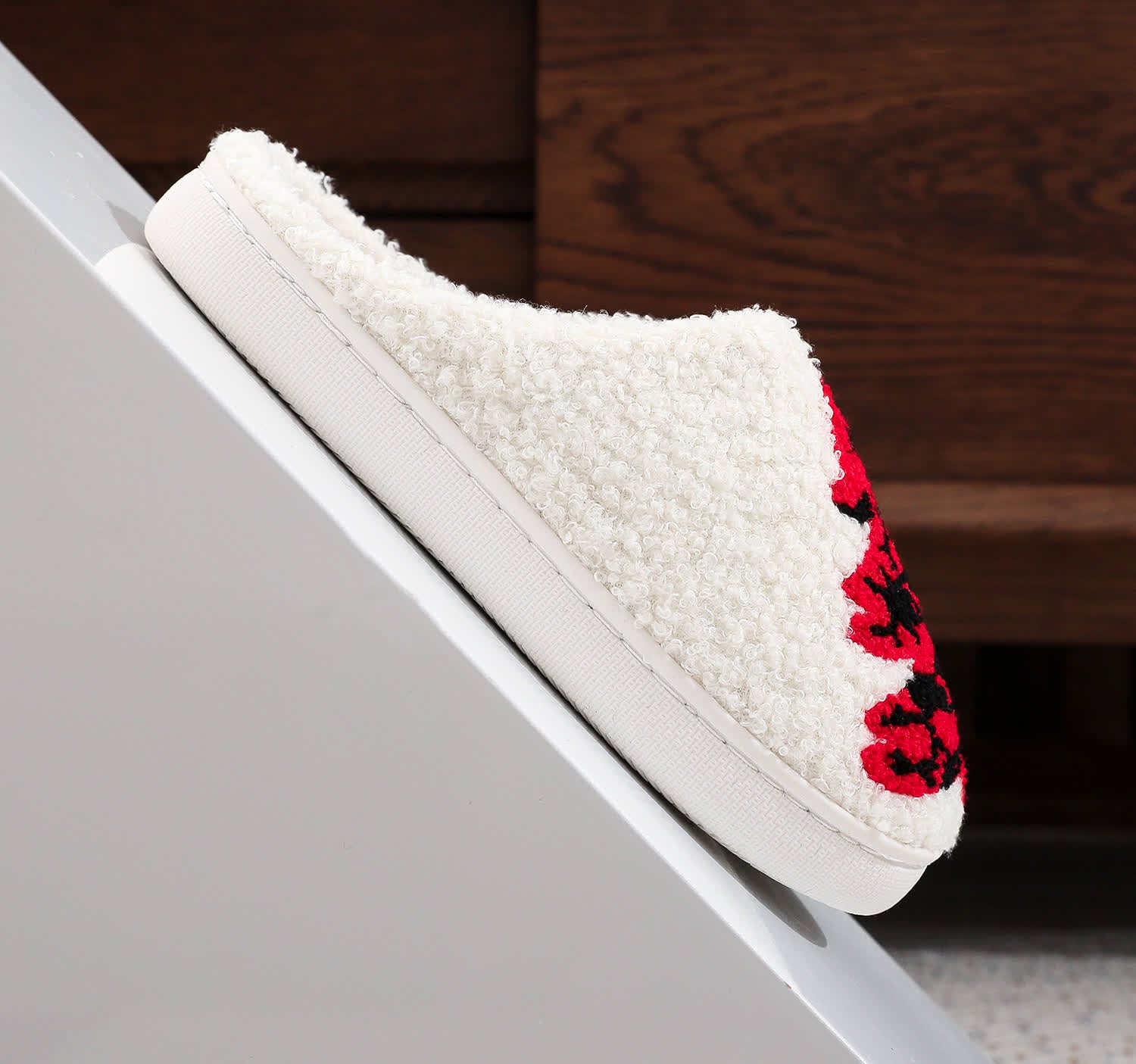 Plus Size Christmas Tree Print Slippers - image 9
