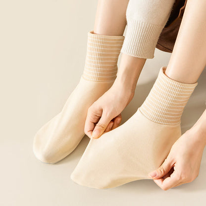 Plusock Mugwort Oil Sleep Socks - image 4