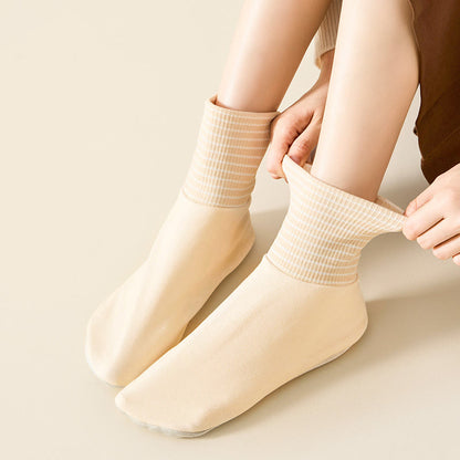 Plusock Mugwort Oil Sleep Socks - image 2