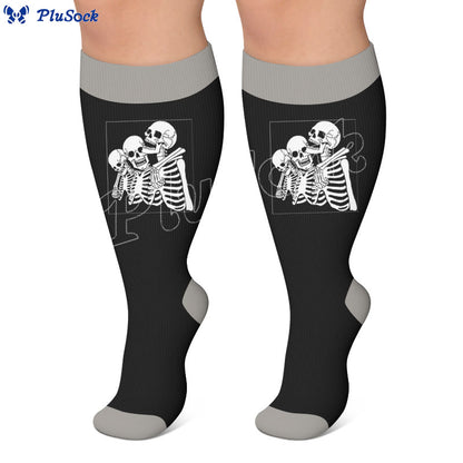 Plusock Plus Size Heart Skull Print Compression Socks - image 4