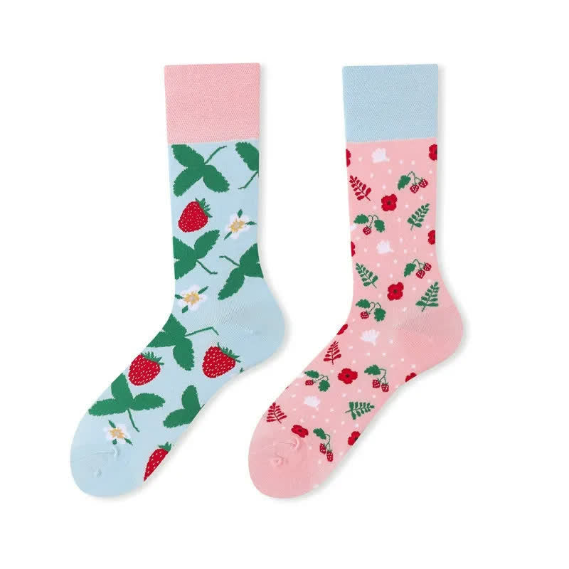 Plusock Strawberry Pattern Quarter Socks - image 1