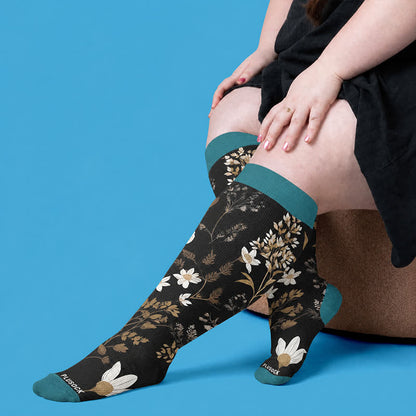 Plusock Plus Size Contrast Color Florals Compression Socks - image 3