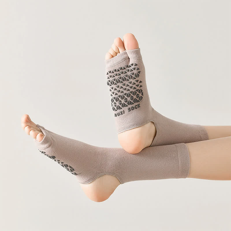 Plusock Breathable Knit Casual Grip Socks (3 Pairs) - image 2
