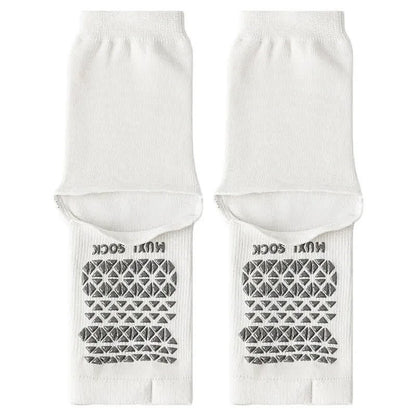 Plusock Breathable Knit Casual Grip Socks (3 Pairs) - White - One Size - image 4