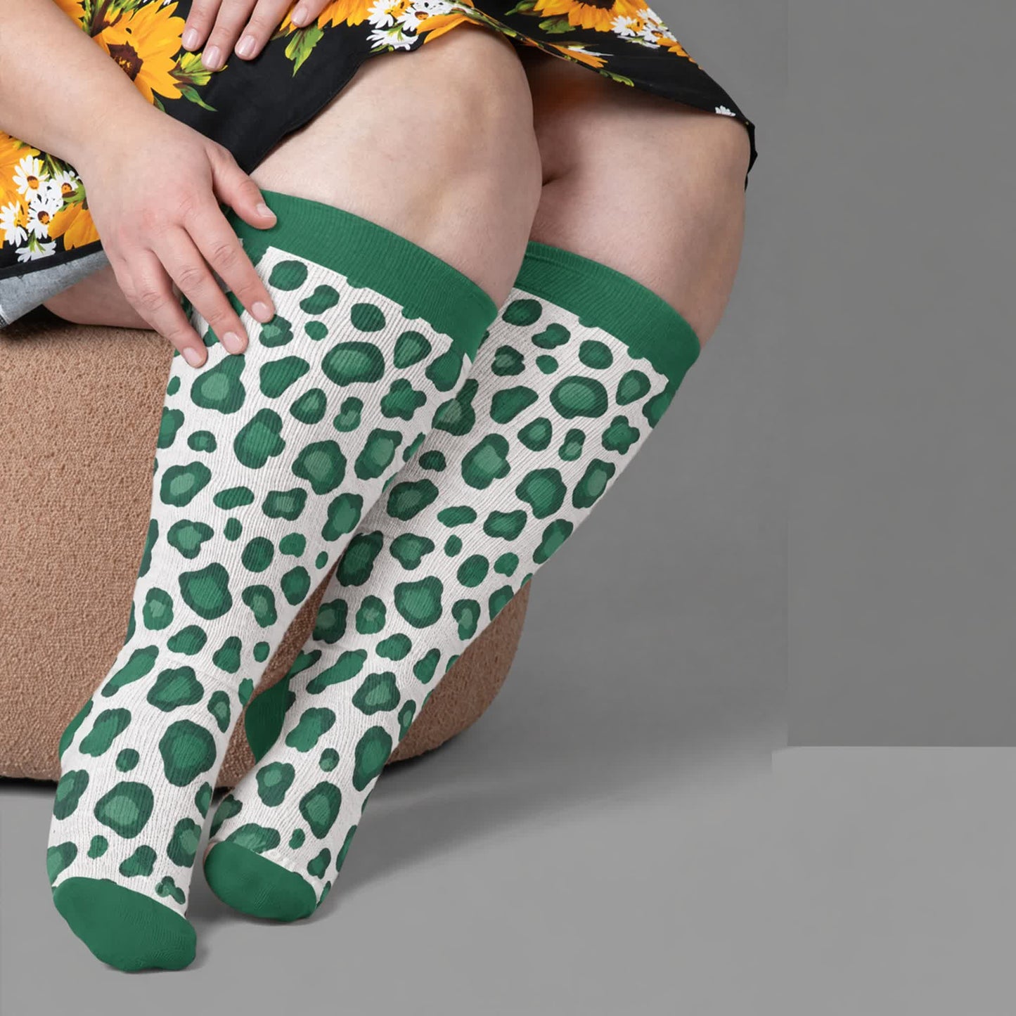 Plusock Plus Size Wild Leopard Compression Socks - Green(1 Pair) - 4XL - image 2