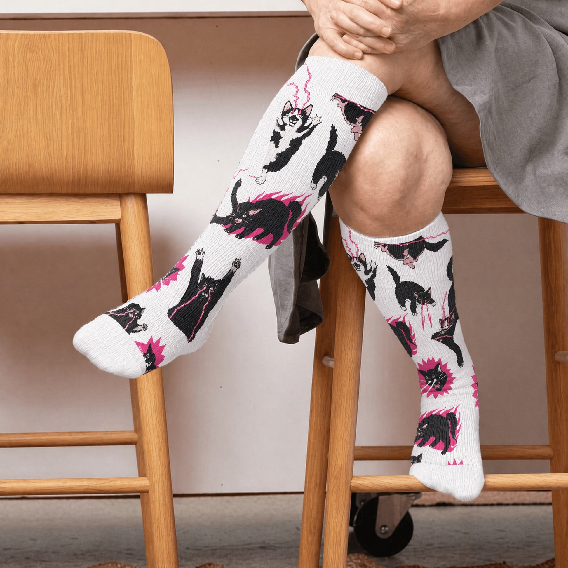 Plusock Plus Size Kawaii Black Cat Compression Socks - White(1 Pair) - 4XL - image 1