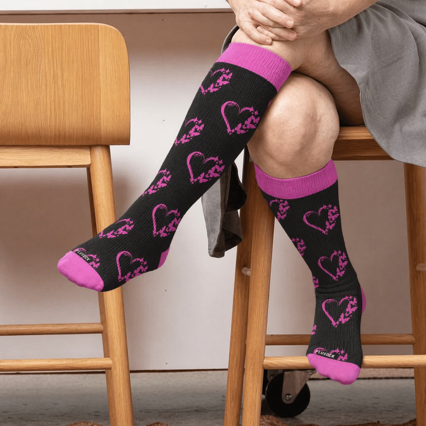 Plusock Plus Size Colorblock Heart Compression Socks - Pink(1 Pair) - 4XL - image 1
