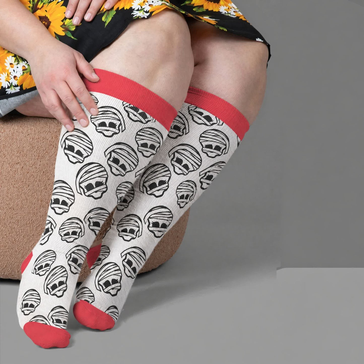 Plusock Plus Size Bandaged Skull Compression Socks - White(1 Pair) - 4XL - image 3