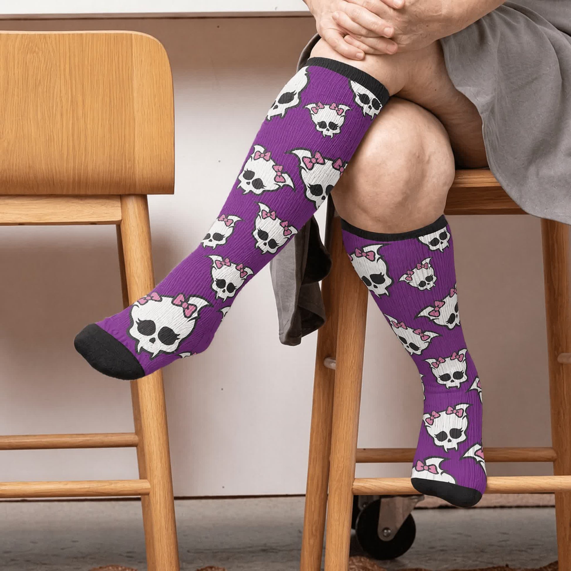 Plusock Plus Size Bandaged Skull Compression Socks - Purple(1 Pair) - 4XL - image 1