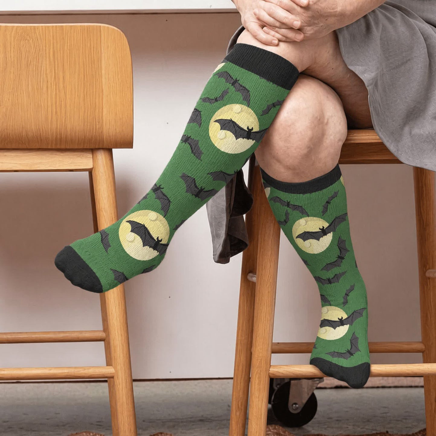 Plusock Plus Size Moon Bat Skull Compression Socks - Green(1 Pair) - 4XL - image 1