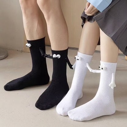 Plusock Playful 3D Eye Magnetic Hand Holding Quarter Socks(2 Pairs) - image 1