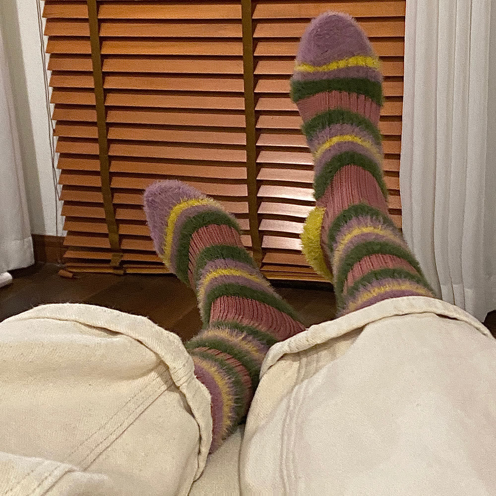 Plusock Color Block Furry Crew Socks(6 Pairs) - image 1