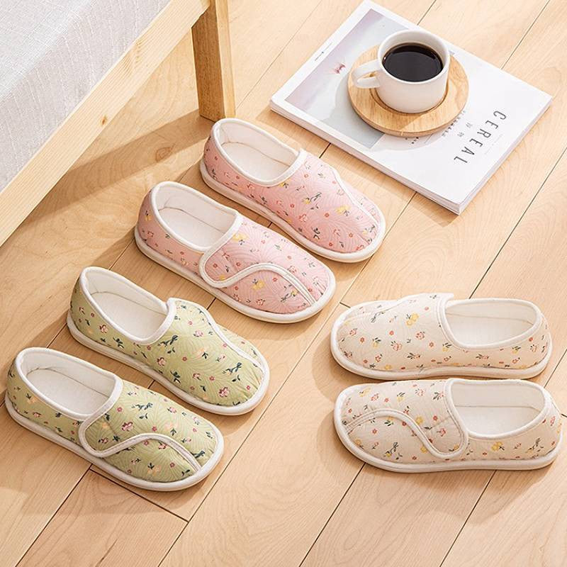Plusock Adjustable Garden Quilted Fluffy Shoes - image 0