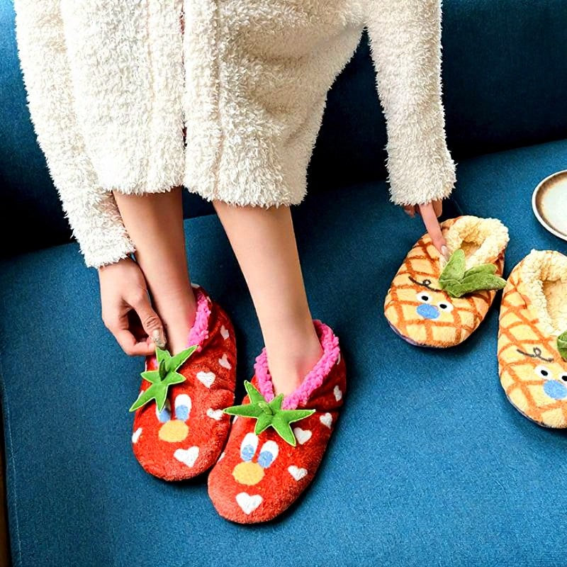 Plusock Tomato Blossom Coral Fleece Slipper Socks - image 0